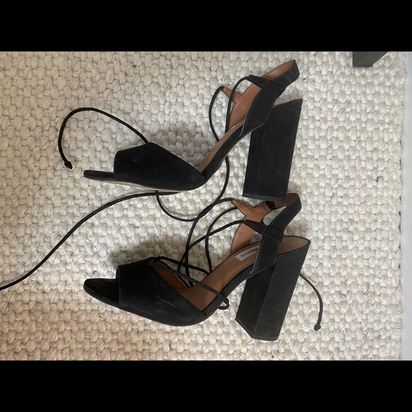 Steve Madden Serrina lace up heels, 9.5 - Picture 7 of 11